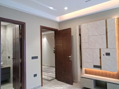 Bedroom Image of 2250 Sq.ft 4 BHK Builder Floor for sale in Raja Garden New Delhi for Rs. 40000000