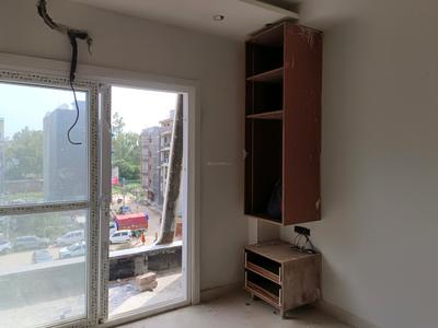 Bedroom Image of 1500 Sq.ft 4 BHK Builder Floor for sale in Rohini Sector 28 New Delhi for Rs. 15000000