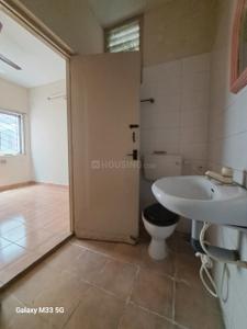 Bathroom Image of 800 Sq.ft 2 BHK Apartment / Flat for sale in Tatabad Coimbatore for Rs. 5500000