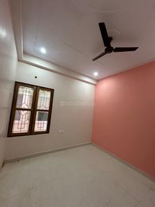 Bedroom Image of 1650 Sq.ft 2 BHK Independent House for rent in Krishna Nagar Lucknow for Rs. 13000