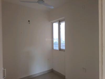 Bedroom Image of 740 Sq.ft 3 BHK Apartment / Flat for sale in Signature Global Golf Green, Sector 79 Gurgaon for Rs. 7150000