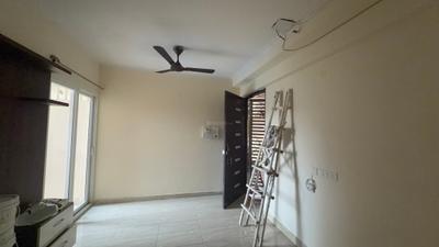 Living Room Image of 1185 Sq.ft 2 BHK Apartment / Flat for rent in Gaur City 7th Avenue, Noida Extension Greater Noida for Rs. 25100
