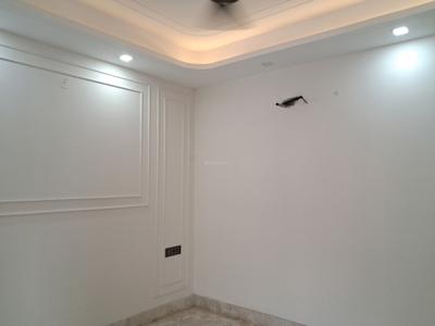 Bedroom Image of 1350 Sq.ft 3 BHK Builder Floor for sale in Paschim Vihar New Delhi for Rs. 25000000