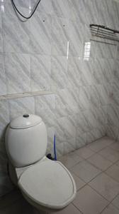 Bathroom Image of 4000 Sq.ft 3 BHK Independent House for sale in Sector 71 Noida for Rs. 110000000