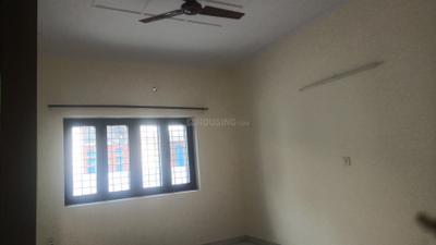 Bedroom Image of 3032 Sq.ft 4 BHK Independent House for rent in Sector 51 Noida for Rs. 85000
