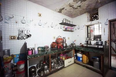 Kitchen Image of 450 Sq.ft 2 BHK Independent House for sale in Nava Naroda Ahmedabad for Rs. 5000000