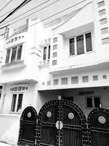 Image of 3600 Sq.ft 4 BHK Independent House for sale in Mogappair East, Chennai for Rs. 35000000