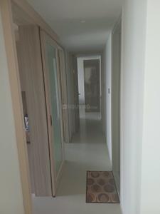 Bedroom Image of 1000 Sq.ft 2 BHK Apartment / Flat for rent in Rustomjee Paramount, Santacruz West Mumbai for Rs. 250000