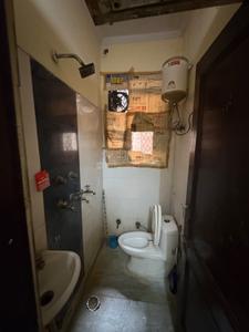 Bathroom Image of 200 Sq.ft 1 RK Builder Floor for rent in Patel Nagar New Delhi for Rs. 12000
