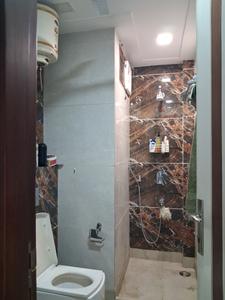 Common Bathroom Image of 990 Sq.ft 2 BHK Builder Floor for sale in Mansarover Garden New Delhi for Rs. 13200000