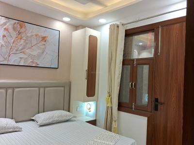 Bedroom Image of 600 Sq.ft 2 BHK Builder Floor for sale in Dwarka Mor New Delhi for Rs. 3600000