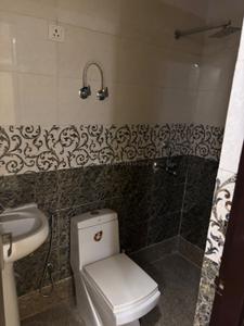 Bathroom Image of 950 Sq.ft 2 BHK Builder Floor for sale in Shalimar Garden Ghaziabad for Rs. 4300000