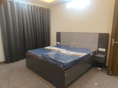 Bedroom Image of 1000 Sq.ft 1 BHK Builder Floor for rent in Sector 17 Gurgaon for Rs. 31000
