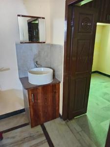 Bedroom Image of 1300 Sq.ft 3 BHK Independent House for rent in Katpadi Vellore for Rs. 15000
