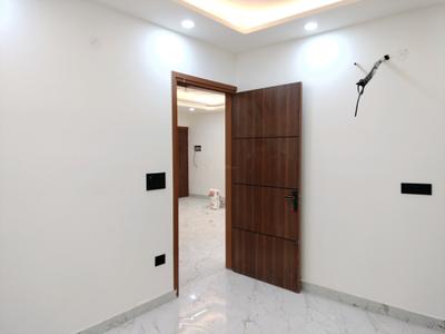 Bedroom Image of 1100 Sq.ft 3 BHK Apartment / Flat for sale in Deenpur New Delhi for Rs. 7000000