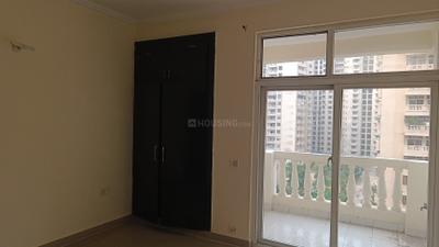 Bedroom Image of 1420 Sq.ft 3 BHK Apartment / Flat for sale in Amrapali Silicon City, Sector 76 Noida for Rs. 14200000