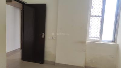 Bedroom Image of 915 Sq.ft 2.5 BHK Apartment / Flat for rent in Amrapali Dream Valley 2, Noida Extension Greater Noida for Rs. 19000