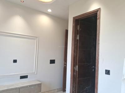 Bedroom Image of 1000 Sq.ft 3 BHK Builder Floor for sale in Paschim Vihar New Delhi for Rs. 21000000