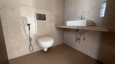 Image of 635 Sq.ft 2 BHK Apartment / Flat for sale in Hubtown Rising City, Ghatkopar East, Mumbai for Rs. 15500000