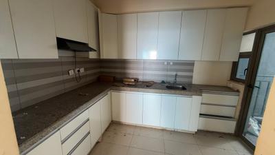 Kitchen Image of 1665 Sq.ft 3 BHK Apartment / Flat for rent in Paras Dews, Sector 106 Gurgaon for Rs. 39000