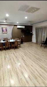 Hall Image of 4500 Sq.ft 5 BHK Apartment / Flat for sale in Chembur Mumbai for Rs. 120000000