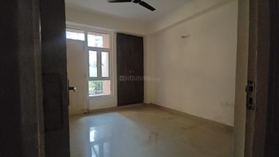 Bedroom Image of 1150 Sq.ft 2.5 BHK Apartment / Flat for rent in Supertech Cape Town, Sector 74 Noida for Rs. 29000