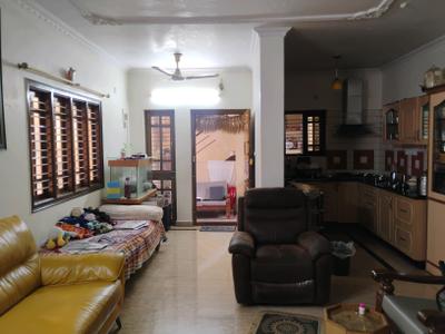 Living Room Image of 4000 Sq.ft 6 BHK Independent House for sale in Banashankari Bengaluru for Rs. 25000000