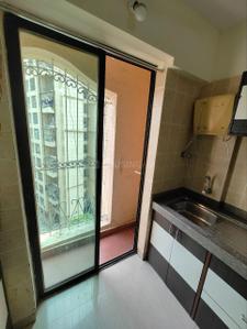 Kitchen Image of 1130 Sq.ft 2 BHK Apartment / Flat for rent in Tharwani Riverdale, Kalyan West Kalyan for Rs. 30000