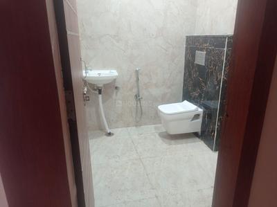 Bathroom Image of 1800 Sq.ft 3 BHK Independent House for sale in Indira Nagar Lucknow for Rs. 6500000