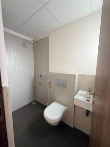 Bathroom Image of 500 Sq.ft 1 BHK Apartment / Flat for rent in Piramal Vaikunth , Thane West Thane for Rs. 29000