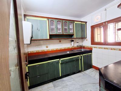 Kitchen Image of 1800 Sq.ft 3 BHK Apartment / Flat for sale in Sector 21D Faridabad for Rs. 16500000