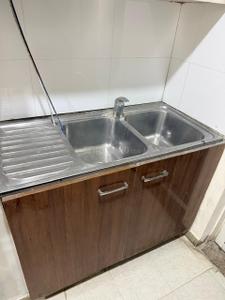 Kitchen Image of 1700 Sq.ft 3 BHK Apartment / Flat for rent in DLF Express Greens, Manesar Gurgaon for Rs. 36000