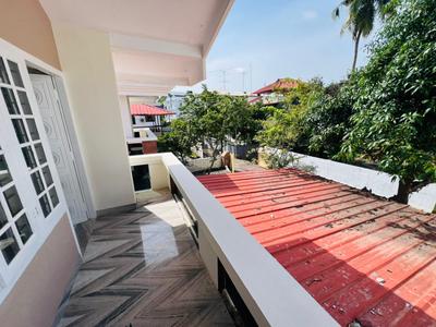 Balcony Image of 3000 Sq.ft 4 BHK Independent House for sale in Aluva Kochi for Rs. 18200000