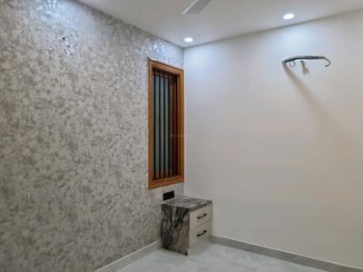Bedroom Image of 1300 Sq.ft 4 BHK Builder Floor for sale in Dwarka Mor New Delhi for Rs. 11000000