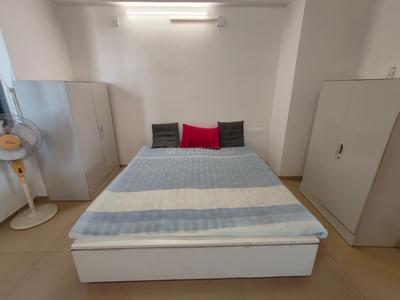 Bedroom Image of 2244 Sq.ft 4 BHK Apartment / Flat for sale in Anantara Alpines, Thaltej Ahmedabad for Rs. 31500000