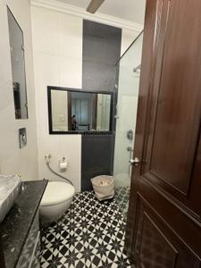 Bathroom Image of 2000 Sq.ft 4 BHK Independent House for rent in Greater Kailash New Delhi for Rs. 160000