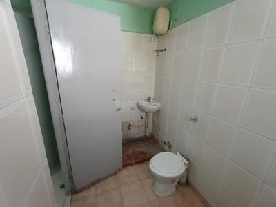 Bathroom Image of 1450 Sq.ft 3 BHK Apartment / Flat for rent in Govind Nagar Nashik for Rs. 25000