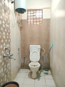 Common Bathroom Image of 972 Sq.ft 2 BHK Apartment / Flat for sale in Dashini Aniketh Nest, Electronic City Bengaluru for Rs. 7800000