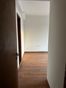 Image of 1545 Sq.ft 3 BHK Apartment / Flat for rent in Godrej Woods, Sector 43, Noida for Rs. 75000