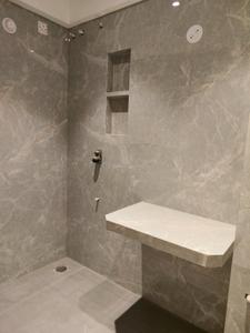 Common Bathroom Image of 901 Sq.ft 2 BHK Apartment / Flat for sale in Agarwal Florence, Goregaon West Mumbai for Rs. 19300000
