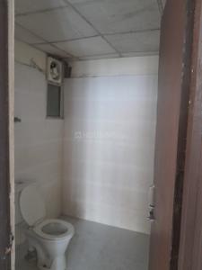 Bathroom Image of 1215 Sq.ft 2.5 BHK Apartment / Flat for sale in Amrapali Empire, Crossings Republik Ghaziabad for Rs. 7500000