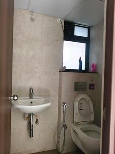 Common Bathroom Image of 600 Sq.ft 1 BHK Apartment / Flat for sale in Shapoorji Vanaha, Bavdhan Pune for Rs. 6500000