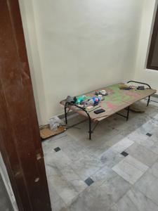 Bedroom Image of 585 Sq.ft 2 BHK Builder Floor for rent in Laxmi Nagar New Delhi for Rs. 17000
