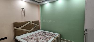 Bedroom Image of 840 Sq.ft 1 BHK Builder Floor for rent in Preet Vihar New Delhi for Rs. 20000