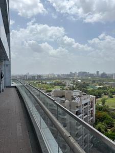 Balcony Image of 5200 Sq.ft 4.5 BHK Apartment / Flat for sale in Panchshil Yoopune, Magarpatta City Pune for Rs. 110000000
