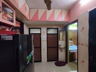 Kitchen Image of 750 Sq.ft 2 BHK Apartment / Flat for sale in Chembur Mumbai for Rs. 15000000
