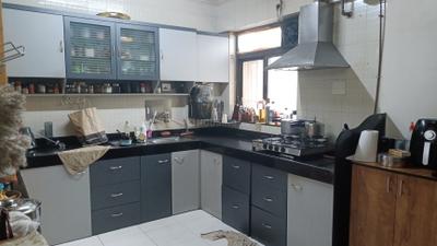 Kitchen Image of 1100 Sq.ft 2 BHK Apartment / Flat for rent in Lunkad Goldcoast, Viman Nagar Pune for Rs. 50000