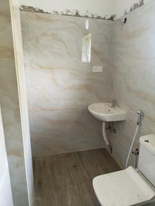 Bathroom Image of 2100 Sq.ft 3 BHK Apartment / Flat for sale in Taltala Kolkata for Rs. 1000000