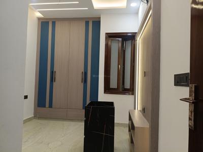 Bedroom Image of 1000 Sq.ft 3 BHK Builder Floor for sale in Pitampura New Delhi for Rs. 11500000