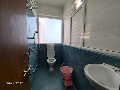 Bathroom Image of 1530 Sq.ft 3 BHK Apartment / Flat for rent in Pundag Ranchi for Rs. 35000
